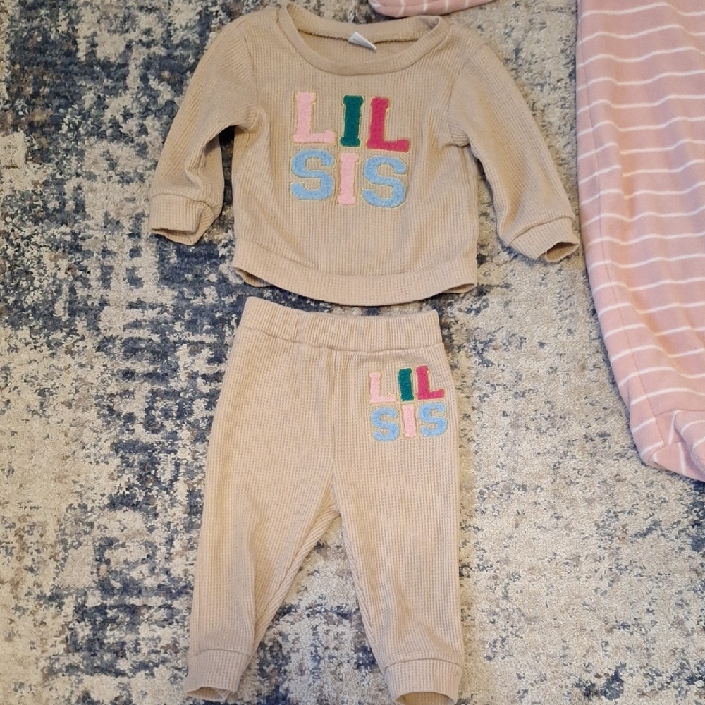 Baby Girl Bundle Size 6-12 Months - Picture 2 of 9